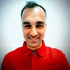 Meet your Posher, Angelos